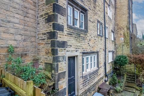 2 bedroom end of terrace house for sale - Dunford Road, Holmfirth