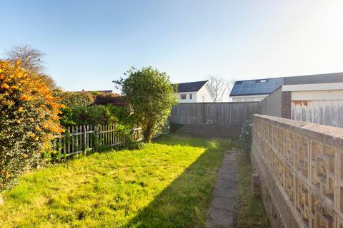 2 bedroom terraced house to rent, The Orchard, Newton, Swansea, SA3