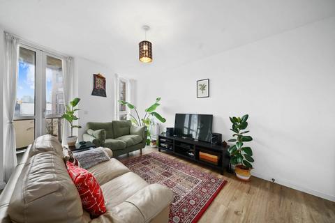 2 bedroom flat for sale, 18 Nellie Cressall Way, London E3