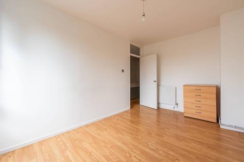 73 Rounton Road, London, E3 4EY