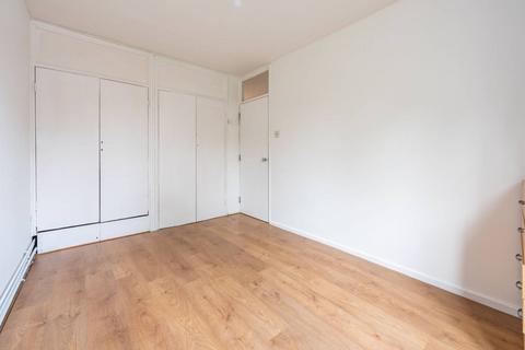 73 Rounton Road, London, E3 4EY