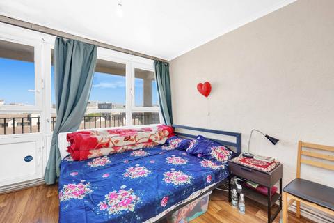 1 bedroom flat for sale, Burdett Road, London E14