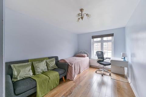 2 bedroom flat for sale, Paul Gardens, East Croydon, Croydon, CR0