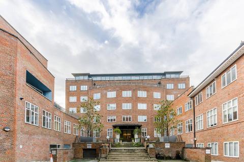2 bedroom flat for sale, Percy Laurie House, Putney, London, SW15