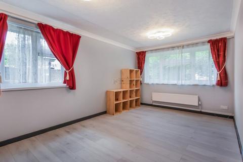 3 bedroom flat to rent, 5 Gilldown Place, Birmingham B15