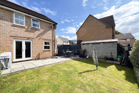 3 bedroom semi-detached house for sale, 5 Rhodfa'r Morwydd, Penarth, The Vale of Glamorgan CF64 2UD