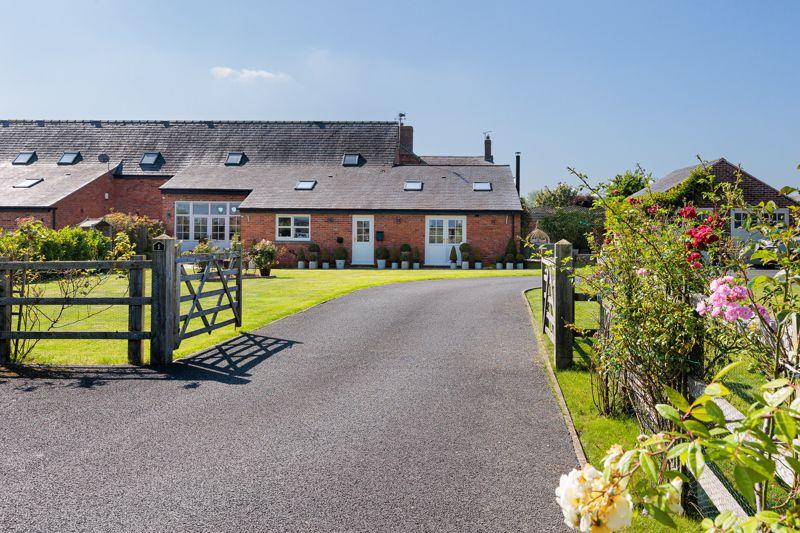 Calveley, Nr. Tarporley 4 bed property for sale £700,000