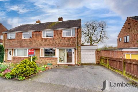 17 Tennyson Road, Redditch, B97 5BL