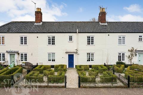 4 bedroom cottage for sale, Church Street, Old Catton, Norwich