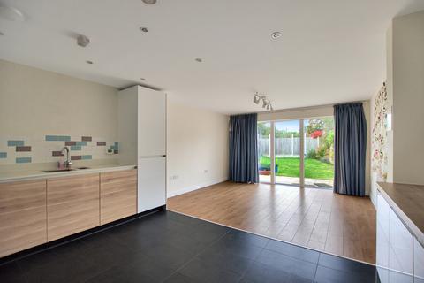 3 bedroom end of terrace house to rent - Vicarage Way, Cambridge CB2