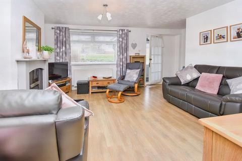 3 bedroom semi-detached house for sale - St. Ives Road, Moodiesburn