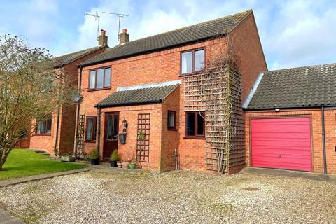 4 bedroom detached house for sale, St. Andrews Close, Worstead