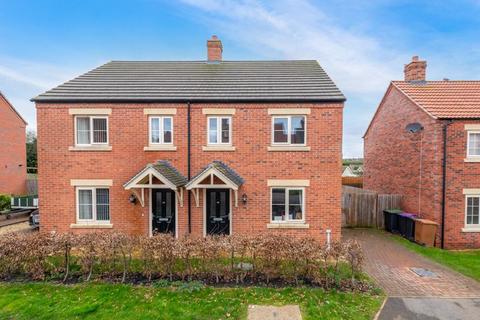 3 bedroom semi-detached house for sale - 10 Scholars Way, Heighington, Lincoln