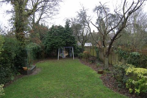 10 Newcombe Park, London, NW7 3QL