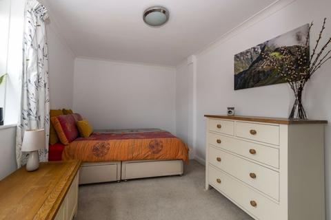 1 bedroom ground floor maisonette for sale, Alexandra Road, Uckfield