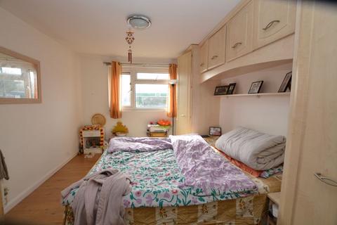 2 bedroom apartment for sale, Parlaunt Road, Slough