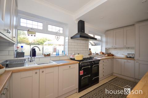 25 Ashton Road, Bournemouth, BH9 2TW