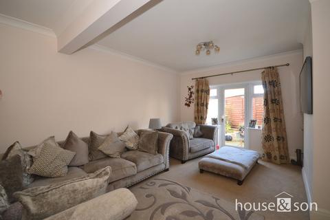 25 Ashton Road, Bournemouth, BH9 2TW