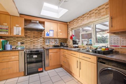 6 bedroom terraced house for sale - Sussex Road, Harrow