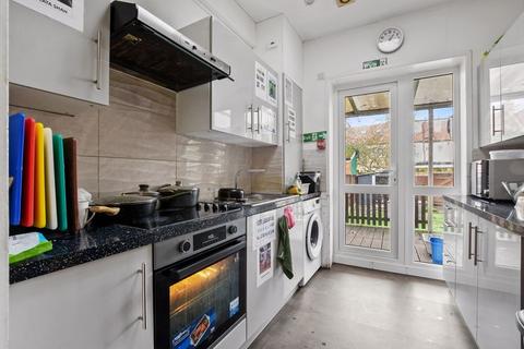 6 bedroom terraced house for sale, Sussex Road, Harrow