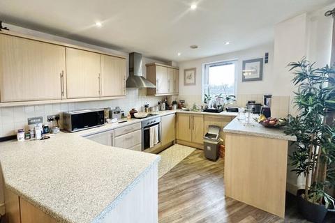 2 bedroom apartment for sale, 193 Bury Old Road, Whitefield
