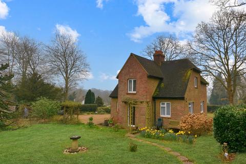 3 bedroom detached house for sale, Cripps Corner, East Sussex TN32