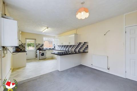 3 bedroom detached bungalow for sale, Teddington Gardens, Gloucester, GL4 6RJ