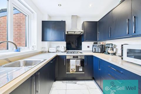 3 bedroom semi-detached house for sale, Maplefield Drive, Manchester M28