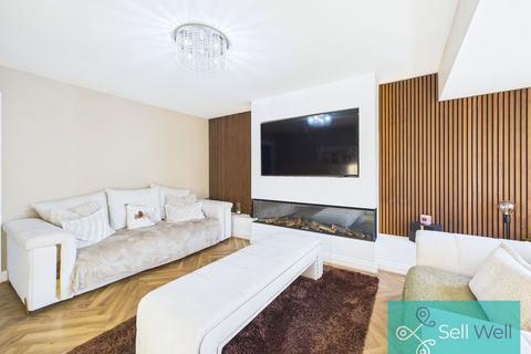 3 bedroom semi-detached house for sale, Maplefield Drive, Manchester M28