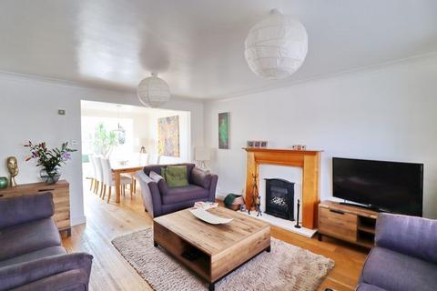 3 Chalfont Drive, Astley, Manchester, M29 7PU