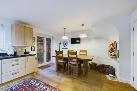 4 bedroom end of terrace house for sale, Bay Tree Lane, Abergavenny