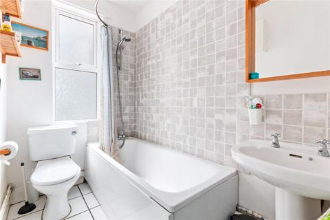 2 bedroom ground floor flat for sale, Casewick Road, West Norwood, London, SE27