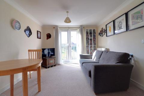 2 bedroom apartment for sale - Fieldhouse Way, Stafford ST17