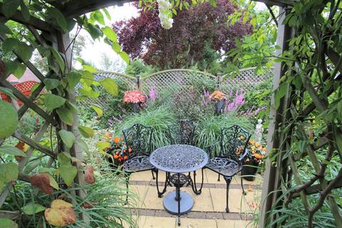 Sunnymede Blyth Road, Oldcotes, Worksop, S81 8JL