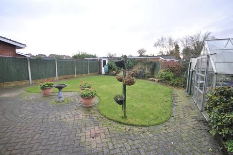 3 bedroom detached bungalow for sale, Yew Tree Crescent, Doncaster DN11