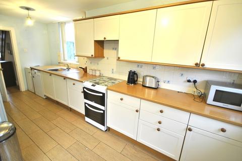 10 Cadeby Road, Sprotbrough, Doncaster, DN5 7SD