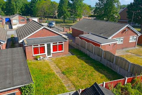 2 bedroom detached bungalow for sale, Spilsby Close, Doncaster DN4