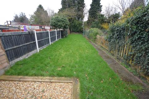 97 Crompton Avenue, Sprotbrough, Doncaster, DN5 8EF