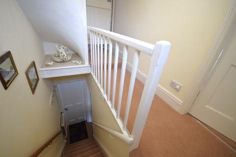 60 Castlegate, Tickhill, Doncaster, DN11 9QU