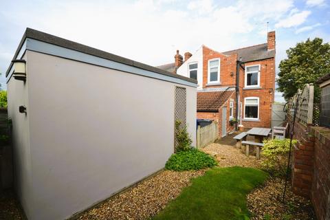 2 bedroom semi-detached house for sale, Doncaster Road, Doncaster DN11