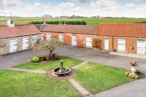 4 bedroom farm house for sale - Doncaster DN11