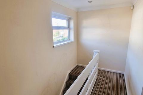 6 Broom Hill Drive, Cantley, Doncaster, DN4 6QY