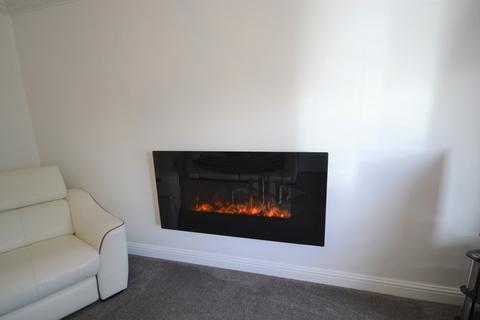 42 Brodsworth Way, Rossington, Doncaster, DN11 0FD