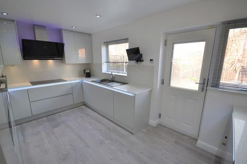 42 Brodsworth Way, Rossington, Doncaster, DN11 0FD