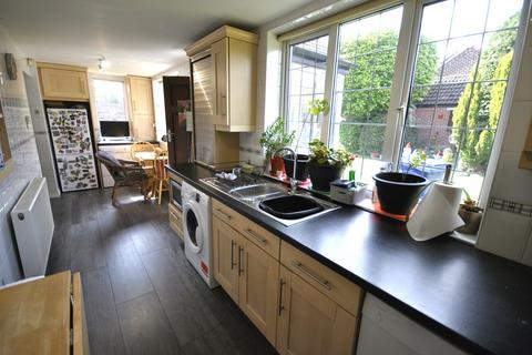 4 bedroom detached house for sale, Brierley Road, Doncaster DN4