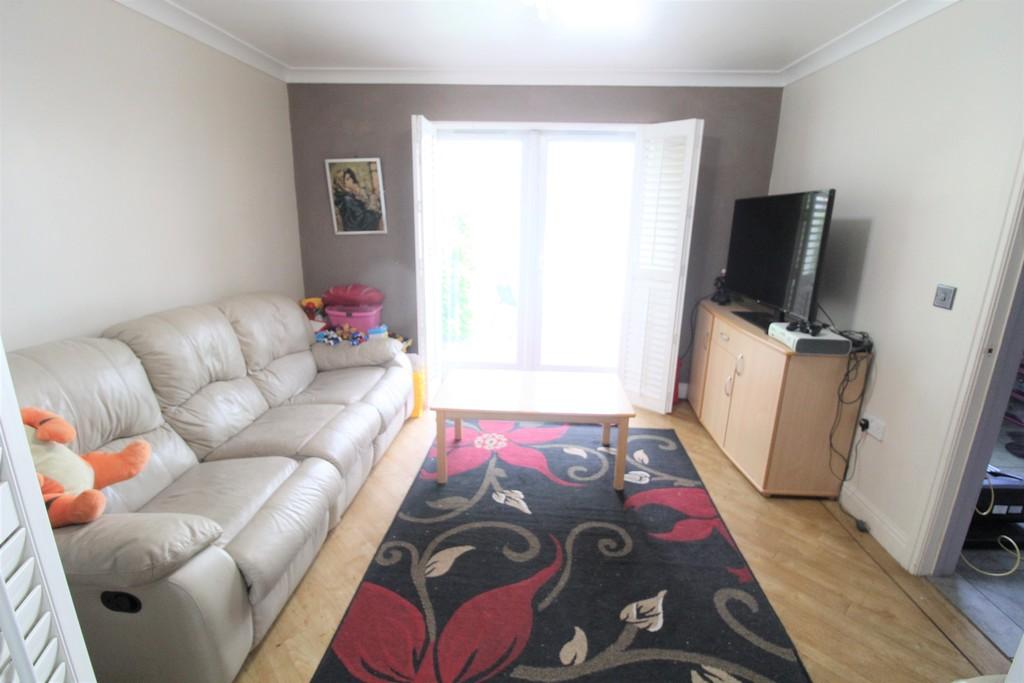 Sitting room 21 kentmere drive