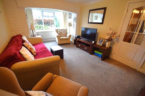34 Badsworth Road, Warmsworth, Doncaster, DN4 9LH