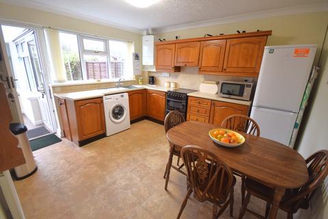 34 Badsworth Road, Warmsworth, Doncaster, DN4 9LH