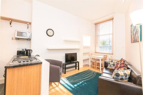undefined, Sloan Street, Edinburgh, EH6
