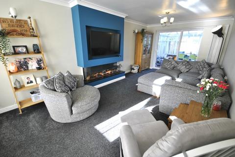 6 The Green, Auckley, Doncaster, DN9 3JY